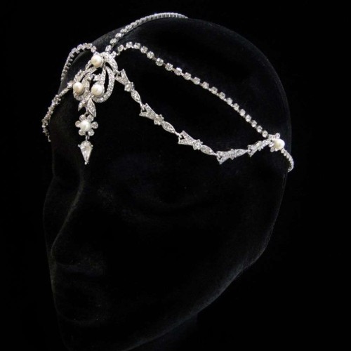 White Pearl and Rhinestone Forehead Drop Headpiece