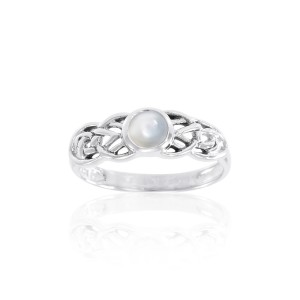 Celtic Knots Silver Ring with Moonstone Gemstone