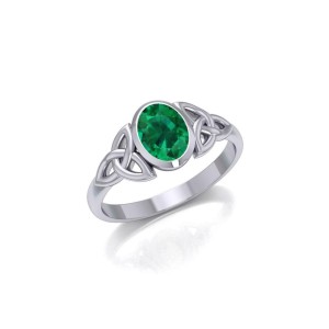 Celtic Triquetra Emerald Ring