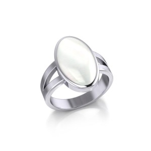 Large Oval Inlaid Mother of Pearl Stone Ring 