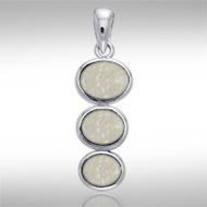Tiered Mother of Pearl Cabochon Pendant