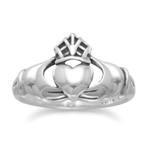 Claddagh Oxidized Sterling Silver Ring